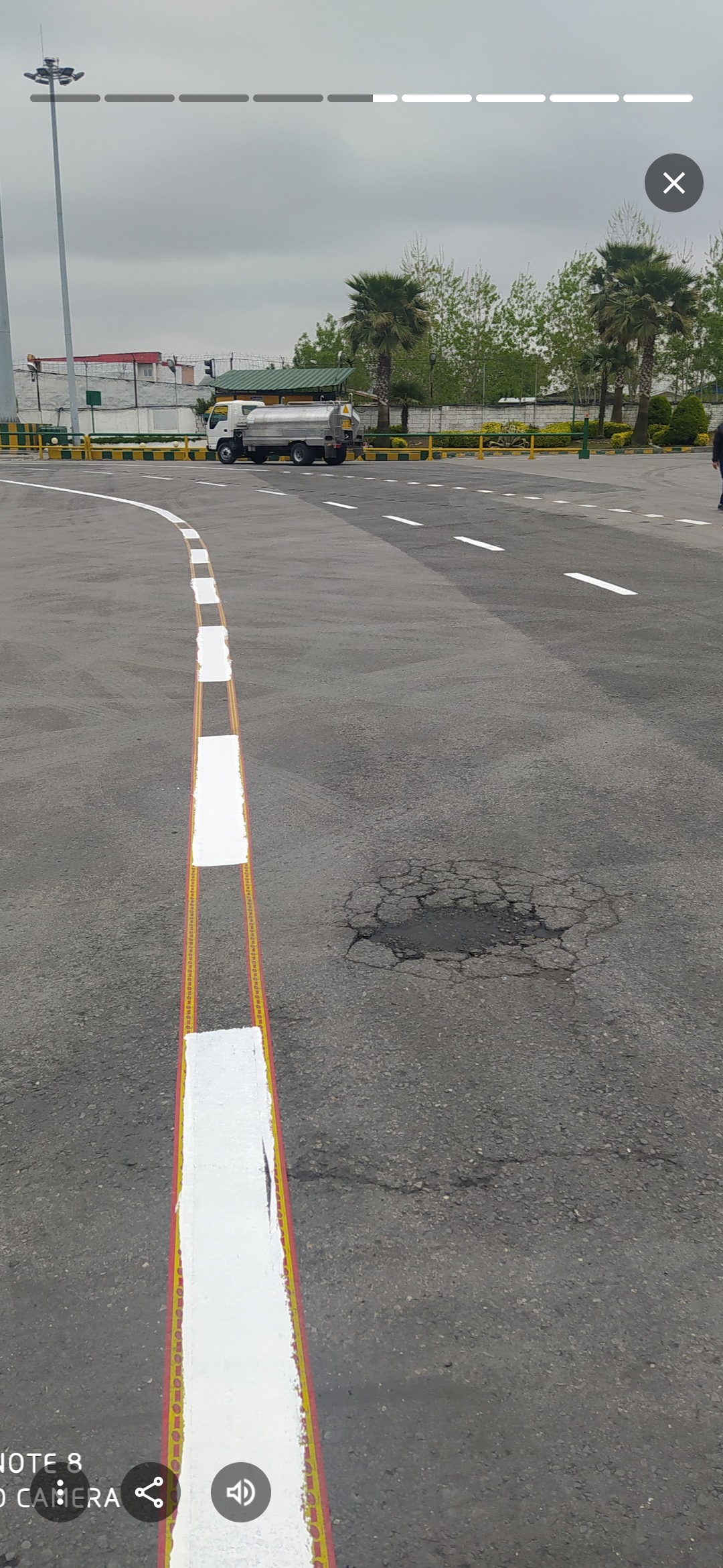 بازتاب (رفلکتور) در خط‌کشی ترافیکی چیست و چرا اهمیت دارد؟